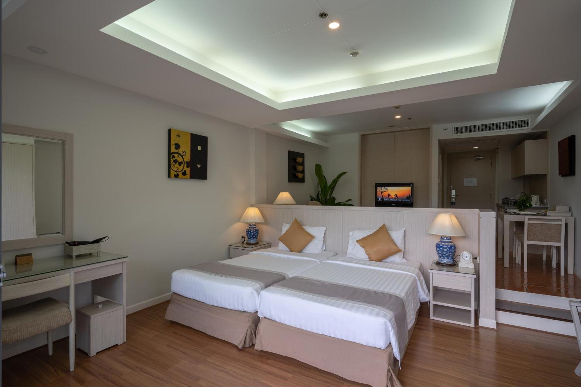 Kantary Bay Hotel Phuket Cape Panwa Exterior photo